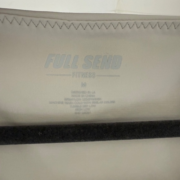 NWT Full Send | Beige Square Neck Active Crop Top | Size M - Picture 4 of 5